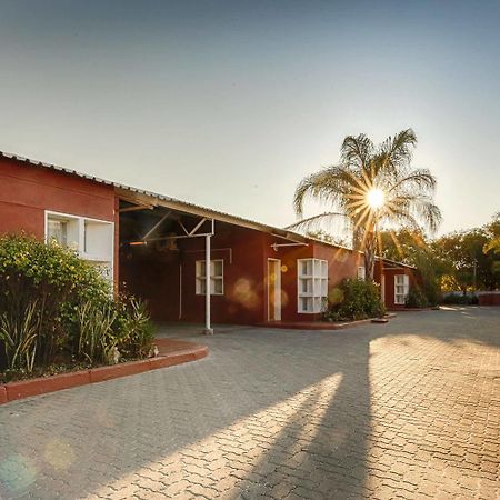 Mokoro Lodge Maun Kültér fotó